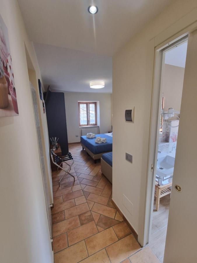 קאסקיה Lucyben Guesthouse מראה חיצוני תמונה
