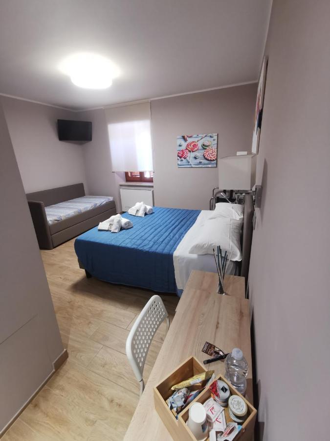 קאסקיה Lucyben Guesthouse מראה חיצוני תמונה