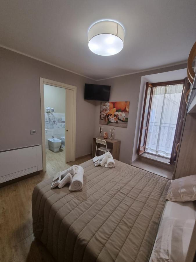 קאסקיה Lucyben Guesthouse מראה חיצוני תמונה